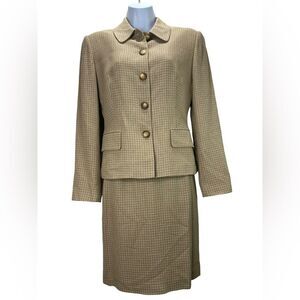 Georgiou Vintage Tan Suit skirt set size 0